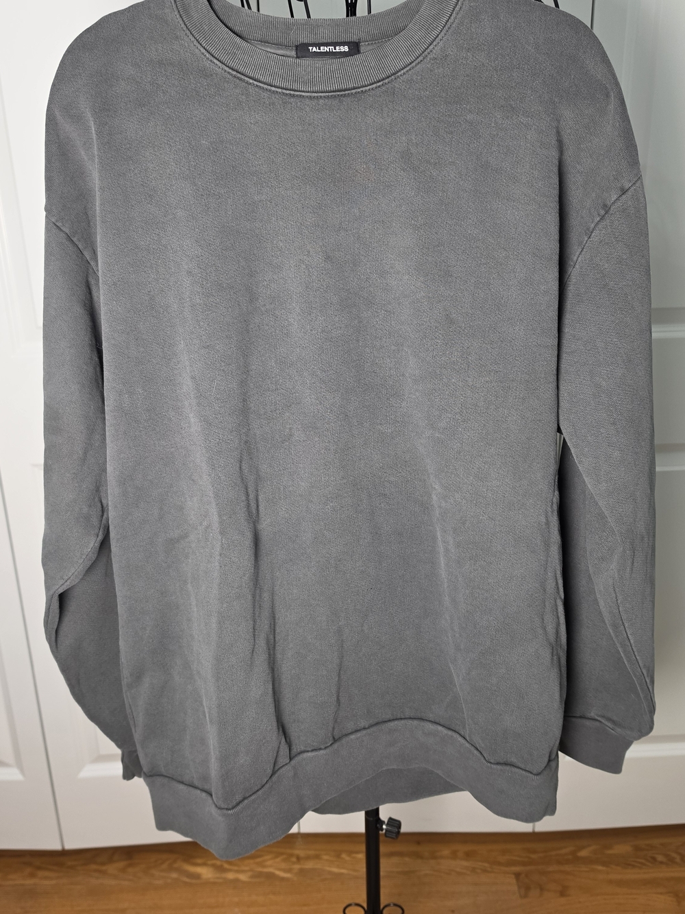 Talentless Acid Wash Crewneck Sweatshirt XL Gray Oversized 100% Cotton